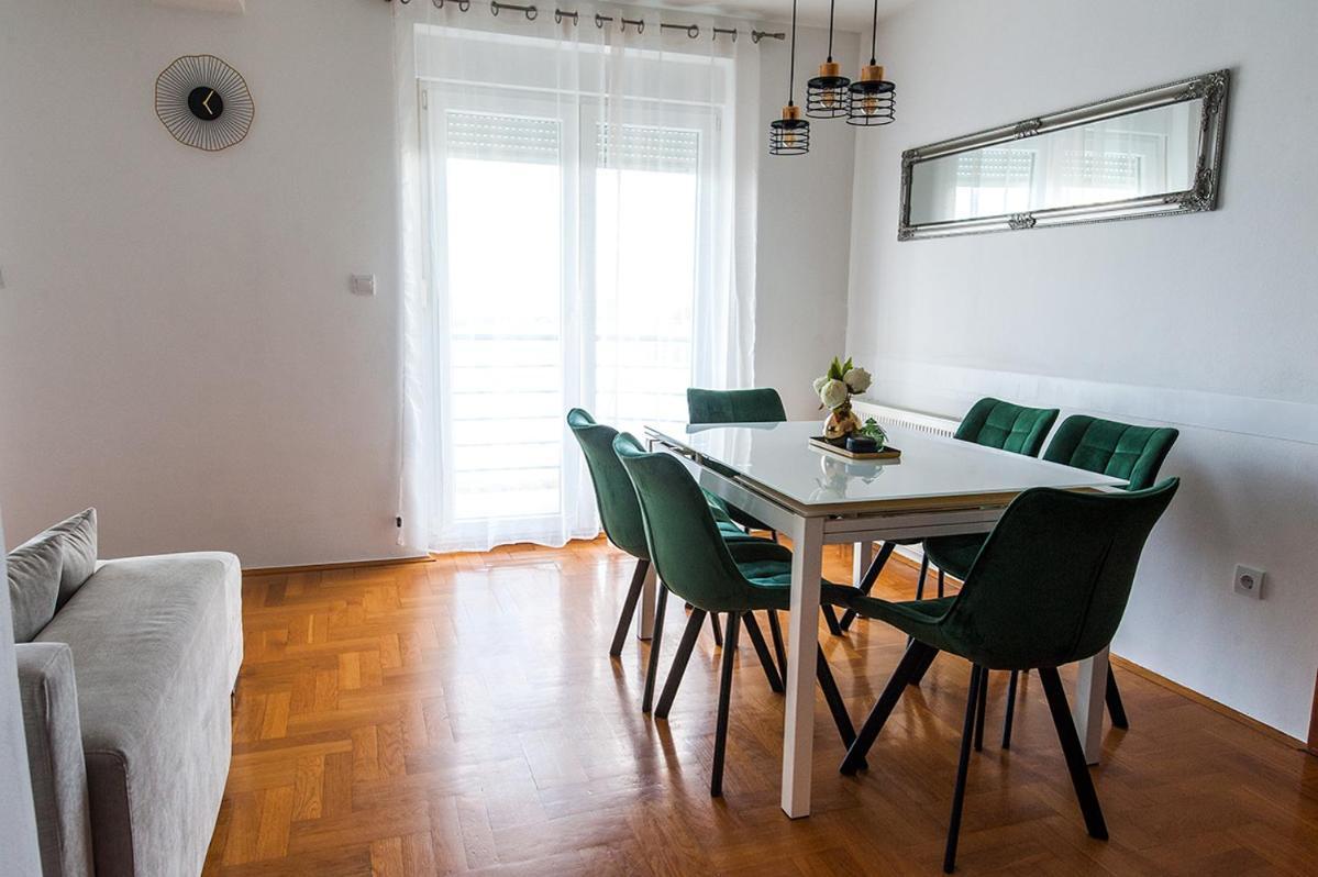 Arena Apartment Osijek Ngoại thất bức ảnh