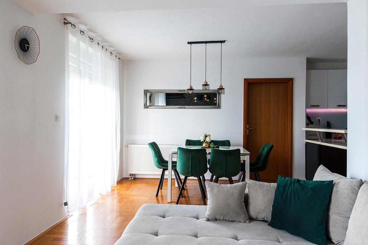 Arena Apartment Osijek Ngoại thất bức ảnh