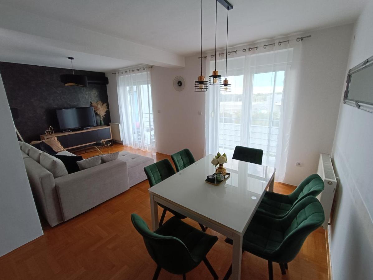 Arena Apartment Osijek Ngoại thất bức ảnh