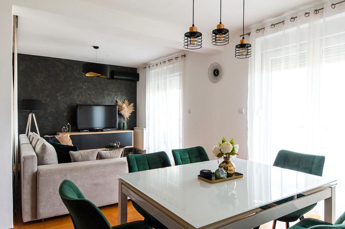 Arena Apartment Osijek Ngoại thất bức ảnh