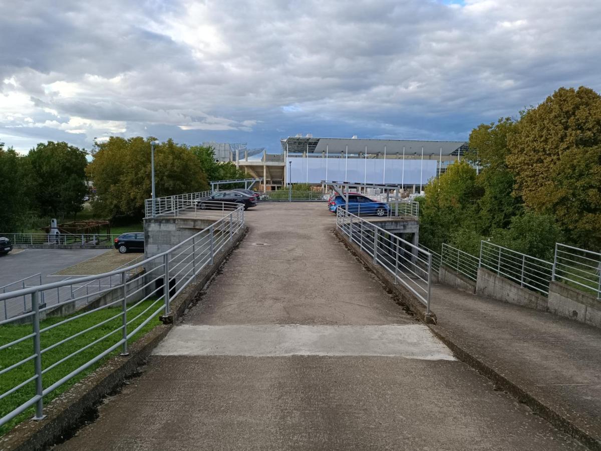 Arena Apartment Osijek Ngoại thất bức ảnh