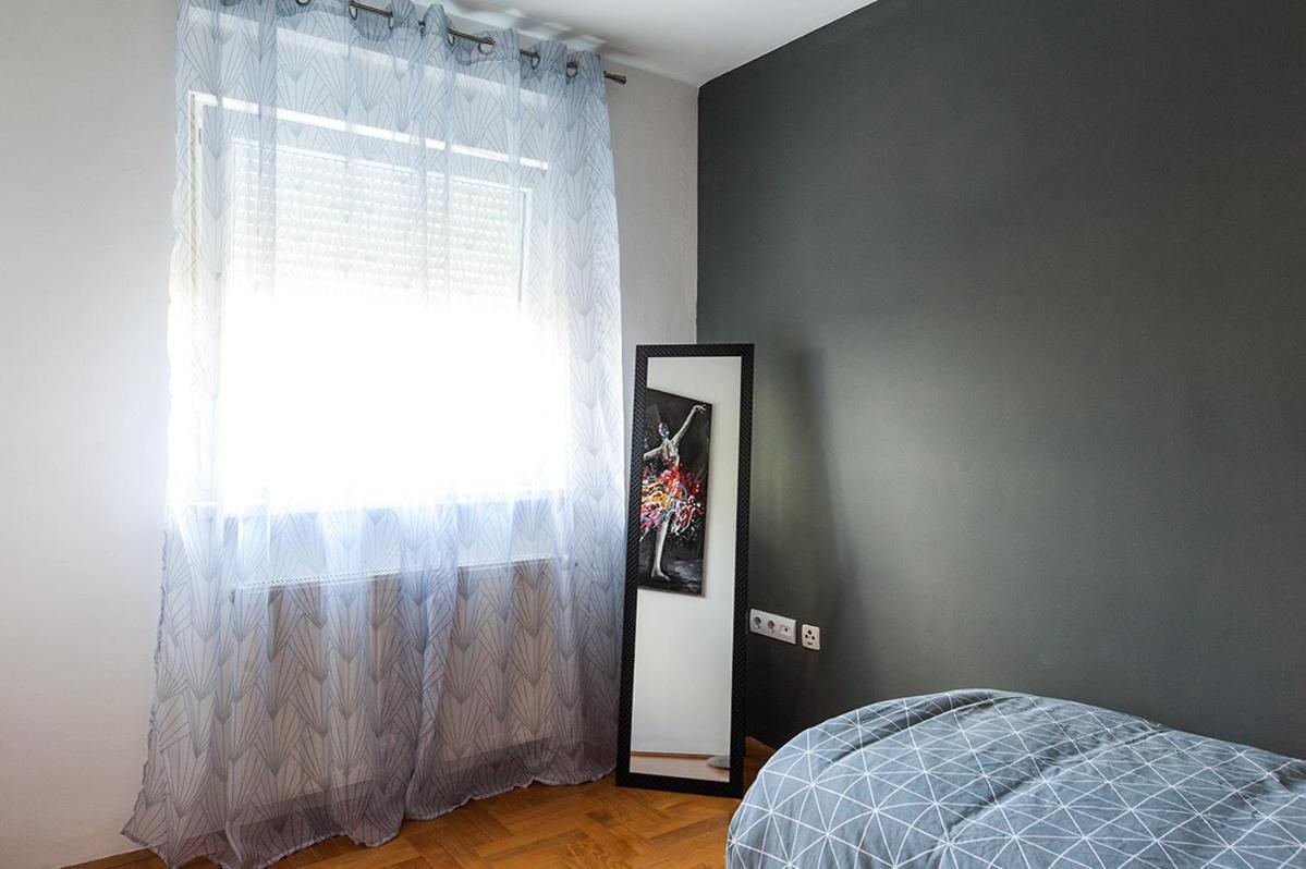 Arena Apartment Osijek Ngoại thất bức ảnh
